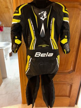 Mono de moto Bela de una pieza