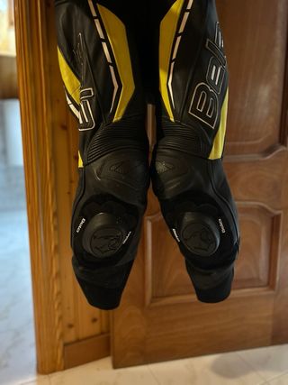 Mono de moto Bela de una pieza