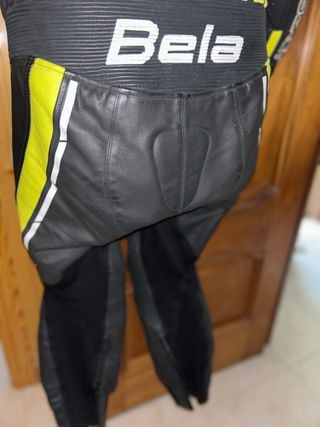 Mono de moto Bela de una pieza