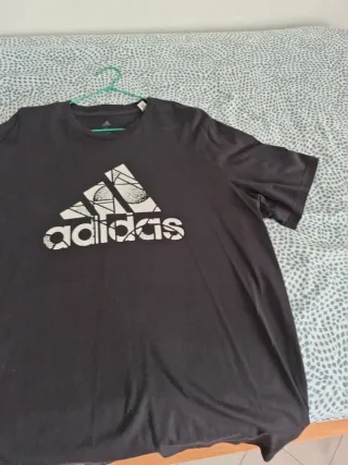Camiseta Adidas Logo Triángulo Negra