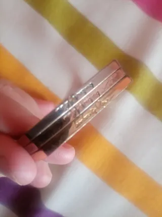 2 Conjunto de pulseras doradas y plateadas