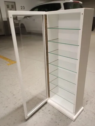 Vitrina expositora para coches a escala.