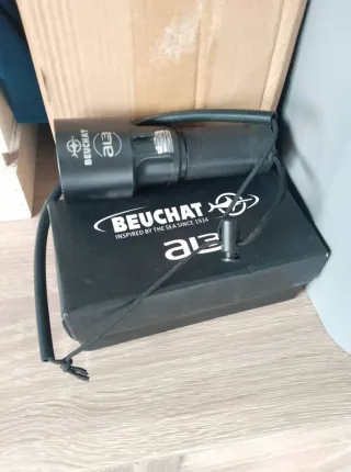 Linterna de buceo Beuchat