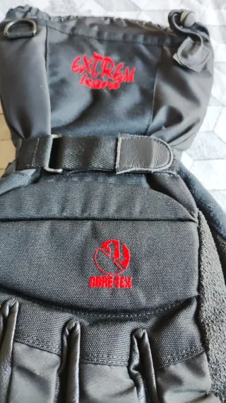 Guantes Isard Gore-Tex Extrem Negro/Rojo