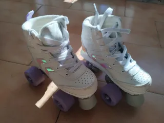 Patines Quad Lila Talla 32 (Decathlon).