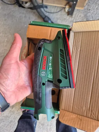 Bosch EasySander 12 Lijadora a Batería