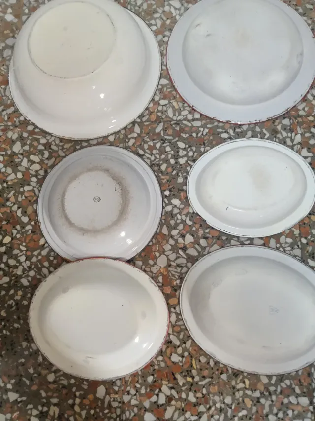 Palanganas esmaltadas vintage