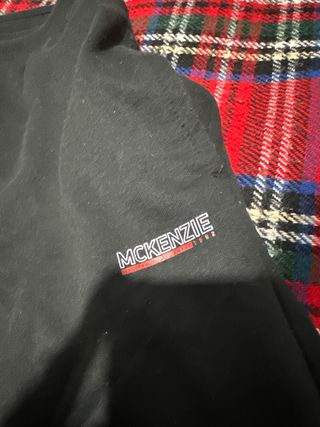 Pantalón corto McKenzie negro