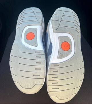 Biomecanics Talla 30 con etiquetas