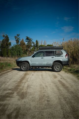 Toyota Land Cruiser 2004