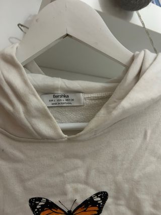 Sudadera Bershka mariposa millennial - Talla L