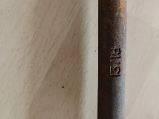 Llave de cruz para ruedas de coche