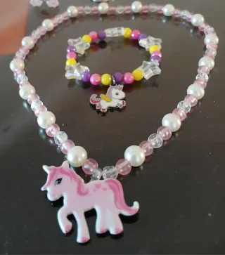 Conjunto Joyas Niñas: Collares, Pulsera y Anillo