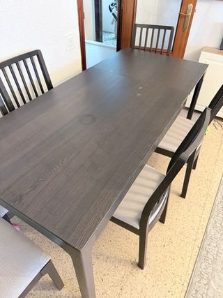 Mesa extensible y 6 sillas comedor IKEA