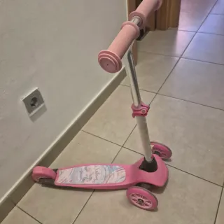 Patinete de 3 ruedas niña rosa