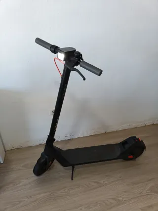 Patinete Eléctrico Negro