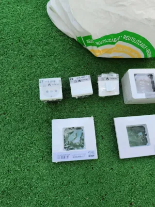 Mecanismos Simon 27 sobrantes obra