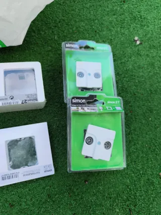 Mecanismos Simon 27 sobrantes obra