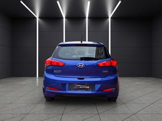 Hyundai i20 2018. Un solo propietario. Pegatina C