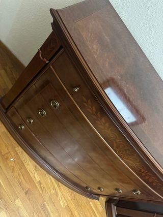 Tocador antiguo de madera