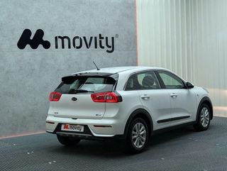 Kia Niro 1.6 GDi HEV 104kW (141CV) Drive