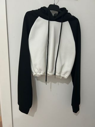 Sudadera corta bicolor