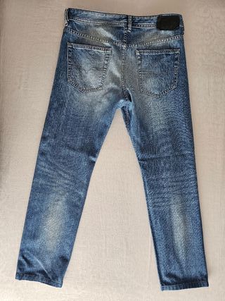 PANTALÓN VAQUERO DE HOMBRE DIESEL