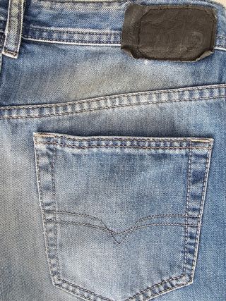 PANTALÓN VAQUERO DE HOMBRE DIESEL
