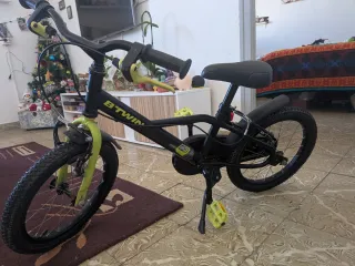 Bicicleta B-Twin Hero 500 16 Negra/Amarilla