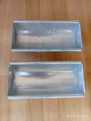 Coppia di Porta Vaso in Zinco terrazzo con stile