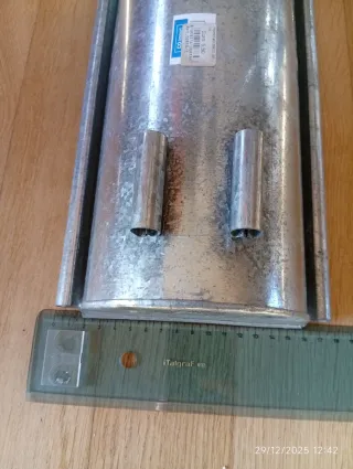 Coppia di Porta Vaso in Zinco terrazzo con stile