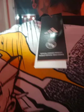 Chándal Real Madrid y camiseta de Marvel Adidas