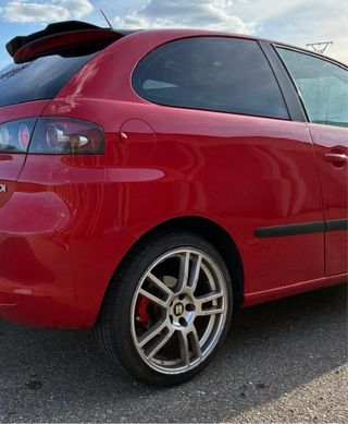 Llantas 17” Seat con Neumáticos