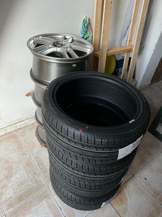 Llantas 17” Seat con Neumáticos