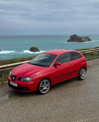 Llantas 17” Seat con Neumáticos