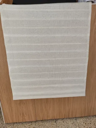 2 Tende a pannello in tessuto beige