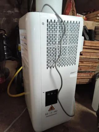 Aire Acondicionado Portátil JBM Blanco