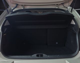 Citroen C3 2021. Solo 28.000 kms. Pegatina C