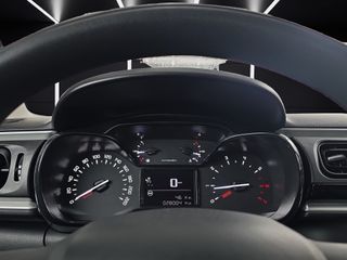 Citroen C3 2021. Solo 28.000 kms. Pegatina C