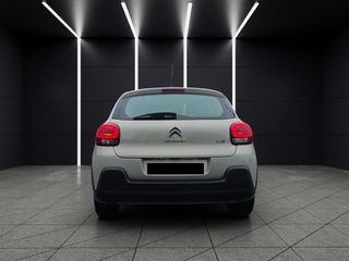 Citroen C3 2021. Solo 28.000 kms. Pegatina C
