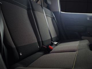 Citroen C3 2021. Solo 28.000 kms. Pegatina C