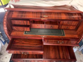 Buro Secreter Clásico Madera y Cuero