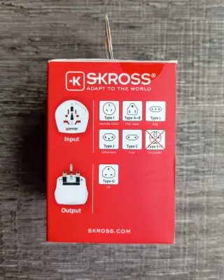 ADAPTADOR ENCHUFE VIAJE