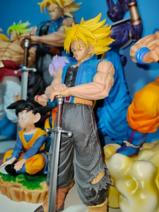 Figura Trunks SSJ1