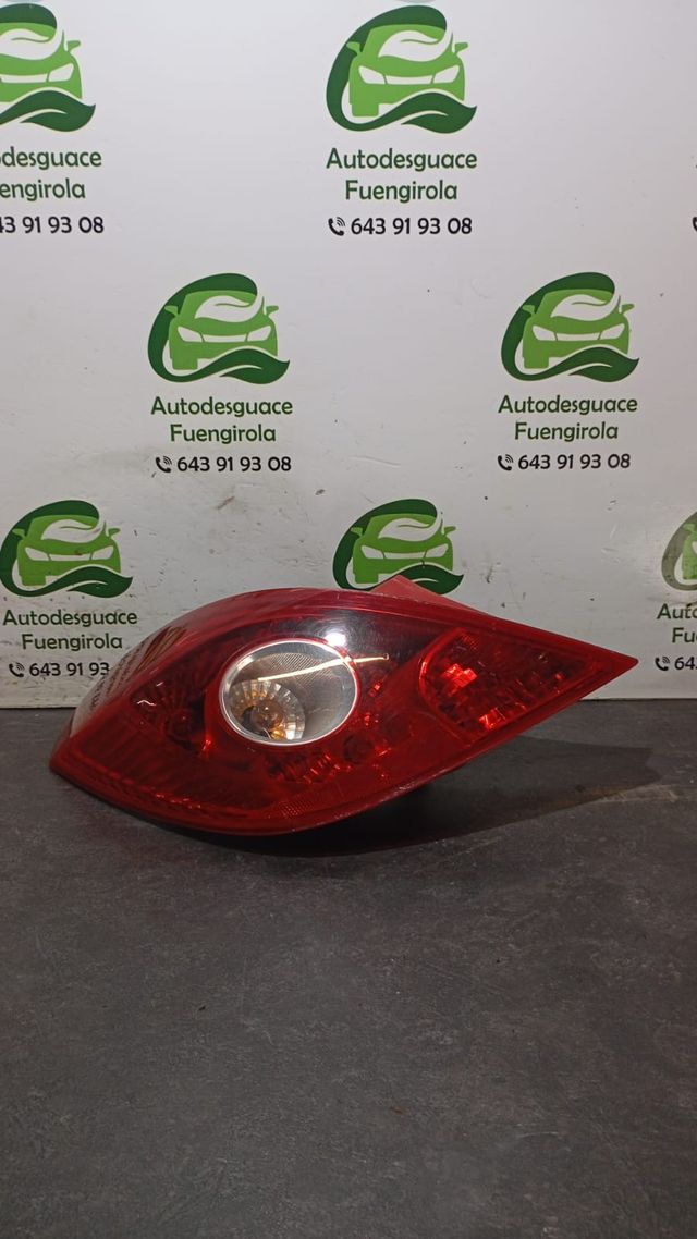 PILOTO TRAS IZQUIERDO OPEL CORSA