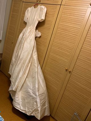 Vestido novia seda salvaje vintage de Raimon Bundó