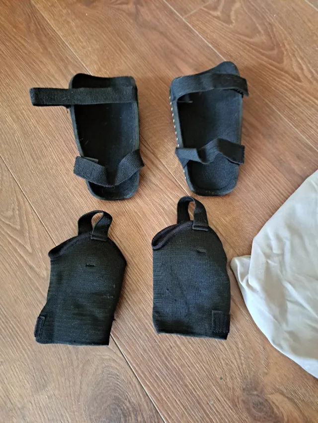 Espinilleras WEVOL con bolsa