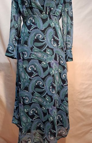 Vestido largo paisley escote cruzado