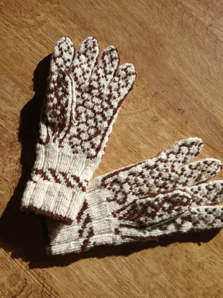 Guantes de lana mujer beige y marrón
