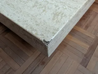 Mesa centro cristal y mármol travertino beige